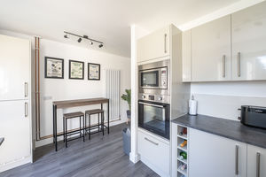 Photo 11- click for photo gallery